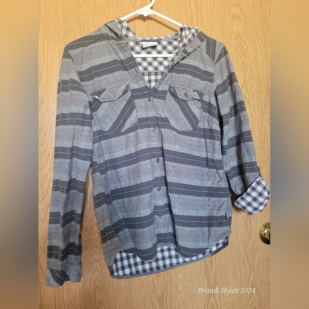 Columbia Hooded Botton up Long Sleeve Striped Shirt